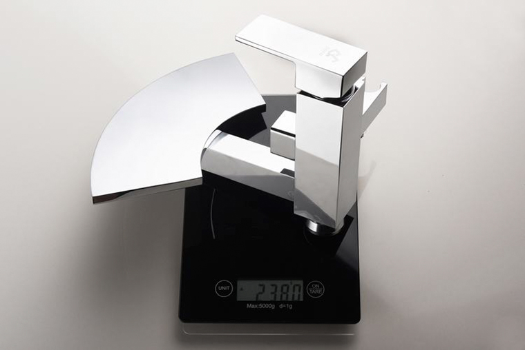 Bathroom Stand Alone Waterfall Bathtub Faucet Floor Mounted Bath Tap