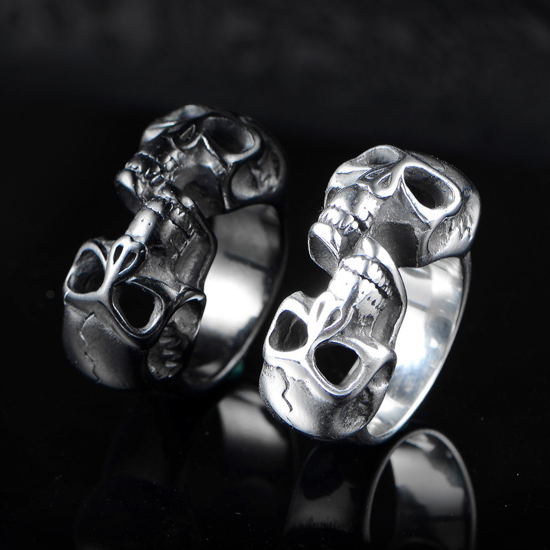 High Quality Arrival Punk Double Head Skeleton Finger Band