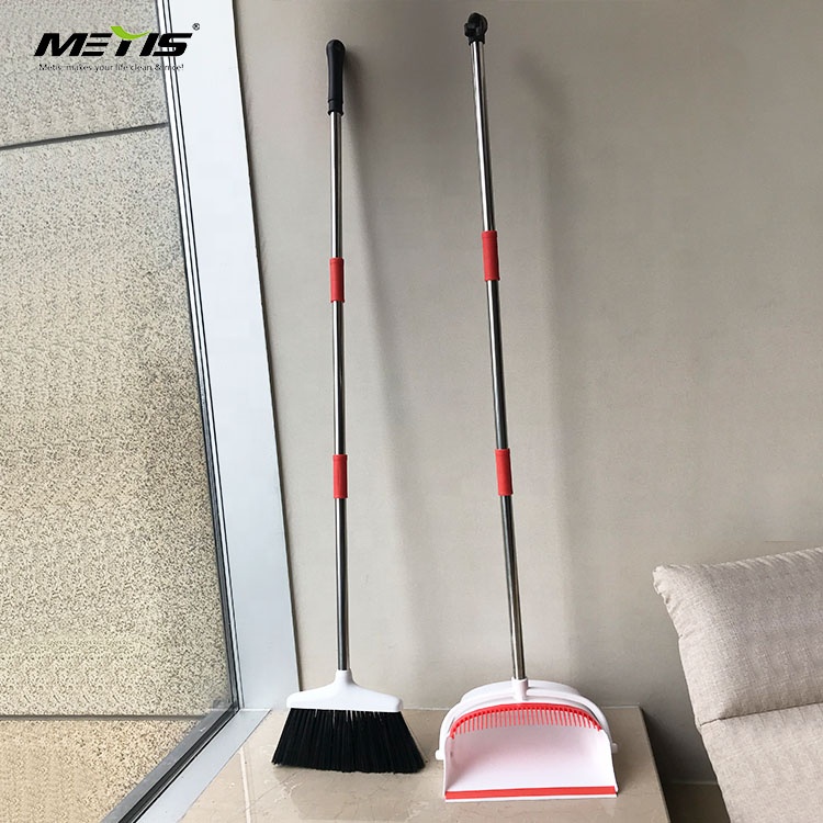 MASTERTOP Dustpan and Broom Set Sweeper with 120cm Long Handle and Dustpan with Saw-Tooth Scrubber Edge MASTERTOP Dustpan and Broom Set Sweeper with 120cm Long Handle and Dustpan with Saw-Tooth Scrubber Edge