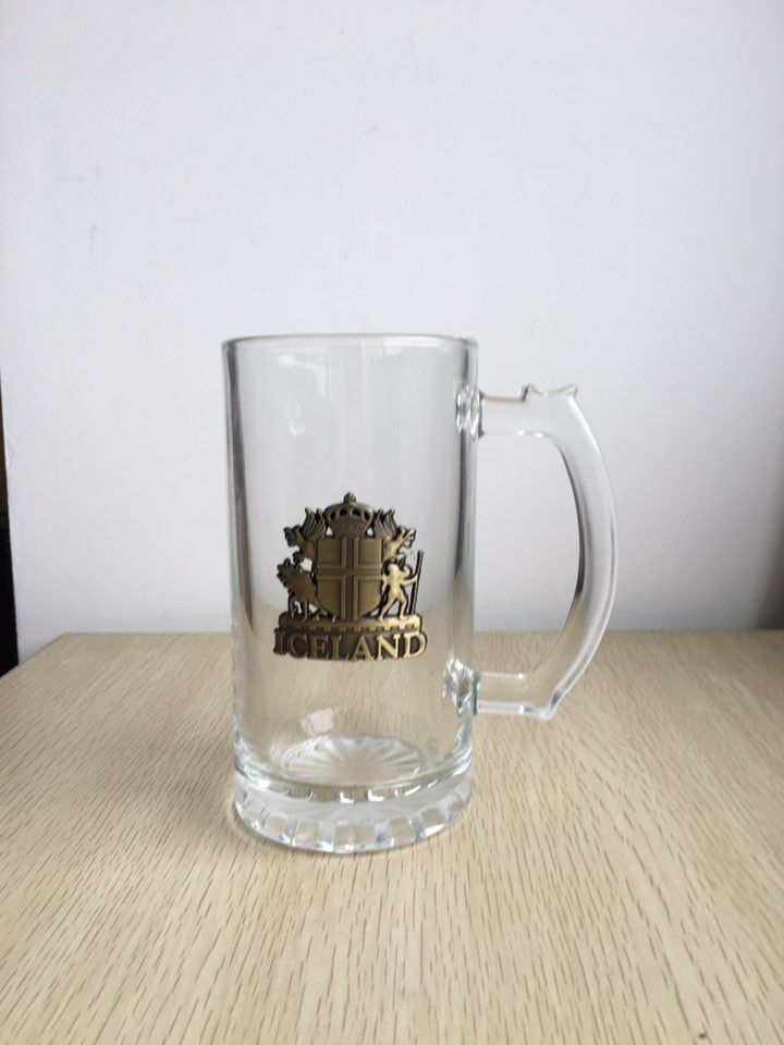 500ml glass beer mug stein with metal logo.