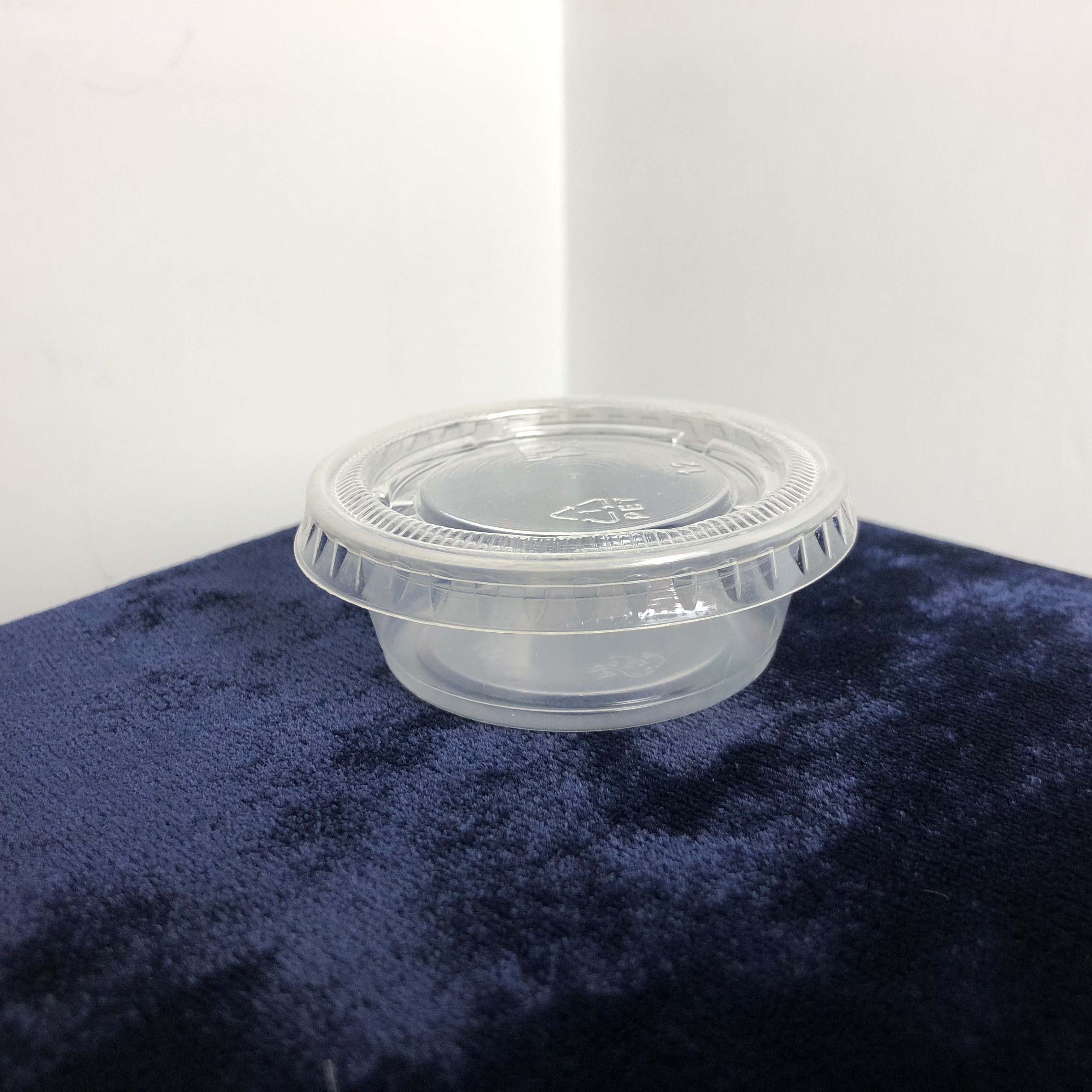 1,5 oz одноразвый пластиковый PP чашки части (соусница/суфле чашка) с домашним животным крышком крышка