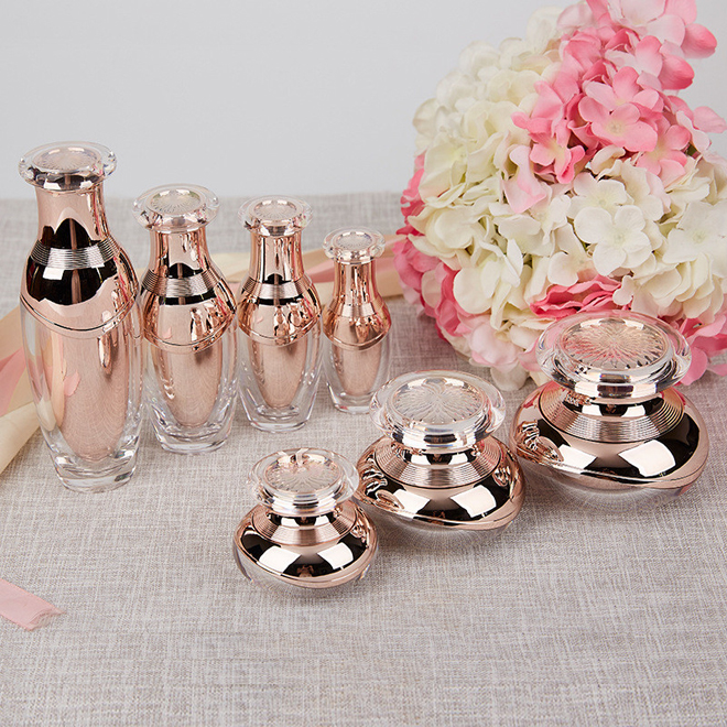 Hot products 2019 30G high quality Plastic Acrylic Face Cream container for cosmetics packaging