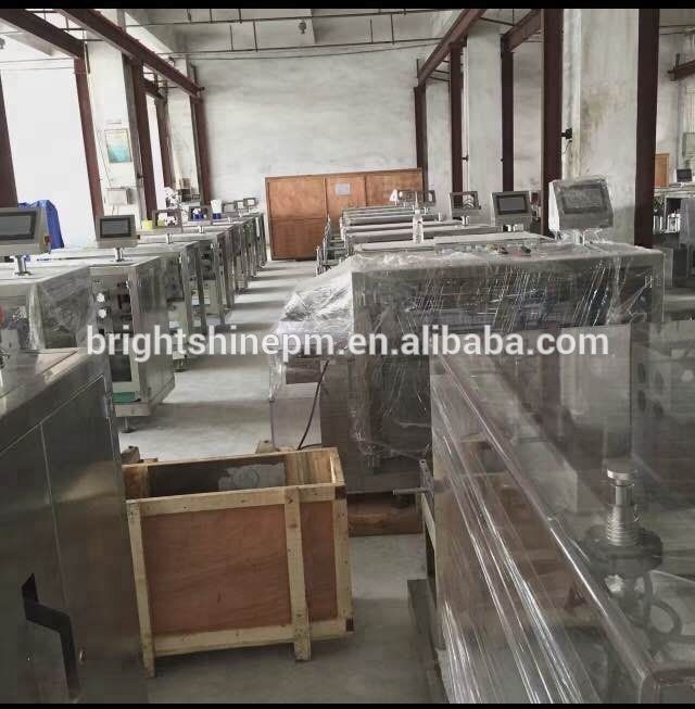 Пластиковые ампулы для наполнения и запечатывания и маркировки машины