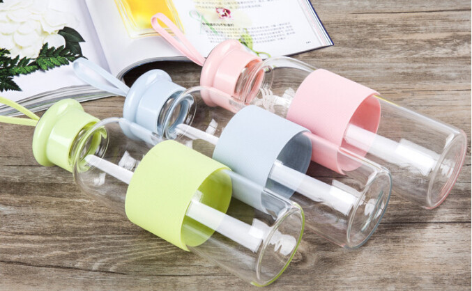 Christmas water bottle BPA Borosilicate Glass Water Bottle with Colorful Nylon Sleeve