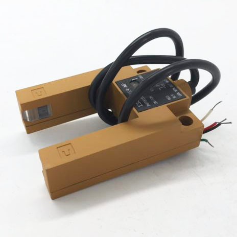 E3S-GS3E4 Slot Photoelectric Switch Sensor Magnetic for Omron