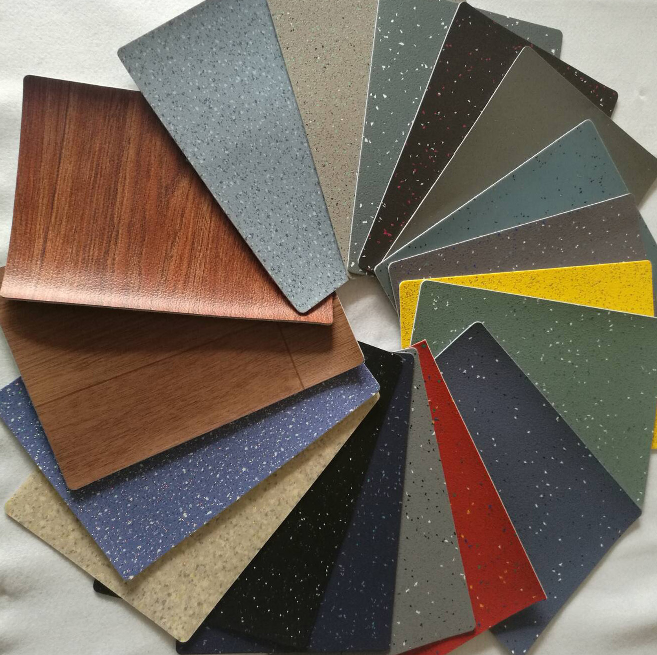 高速铁路层压板卷油毡 pvc 巴士地板