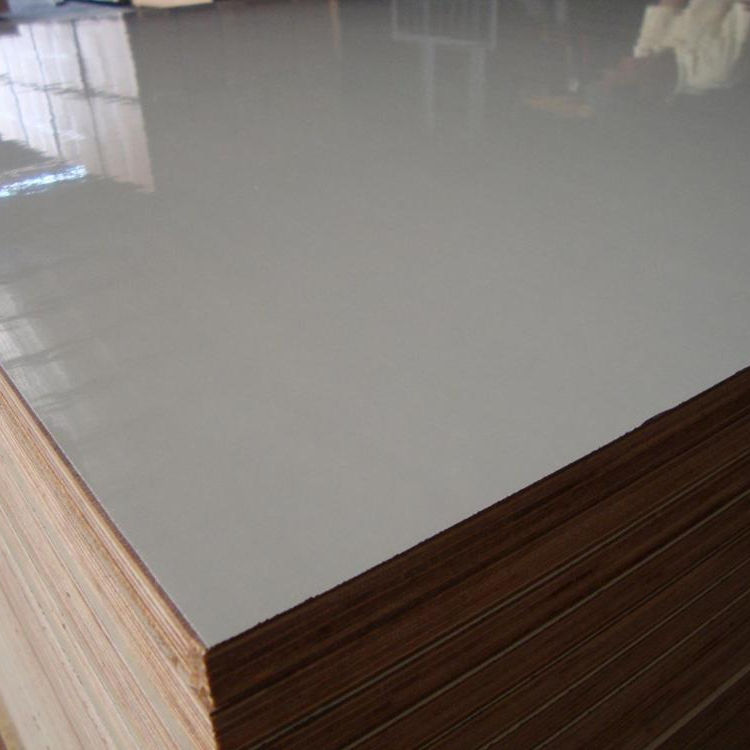 Black laminated plywood