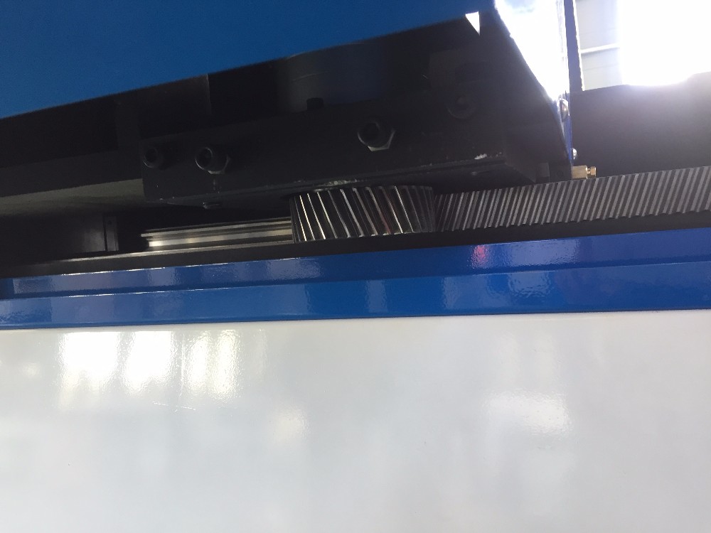 Tube Pipe sheet metal 1000W laser cutting 10mm iron