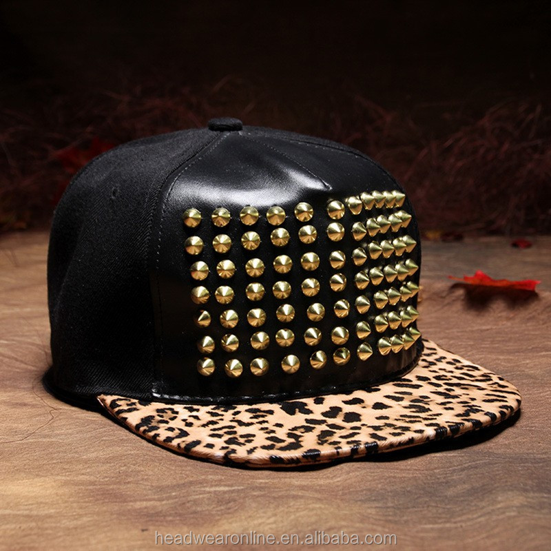 Men and womenStyle Fashion Printed Brim Metal Rivet Snapback Cap