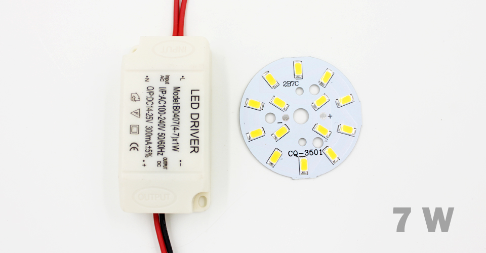 3W 5W 7W 9W 12W 15W 18W 24W SMD5730 puce à diode électroluminescente + coque en plastique LED alimentation du pilote pour plafonnier LED
