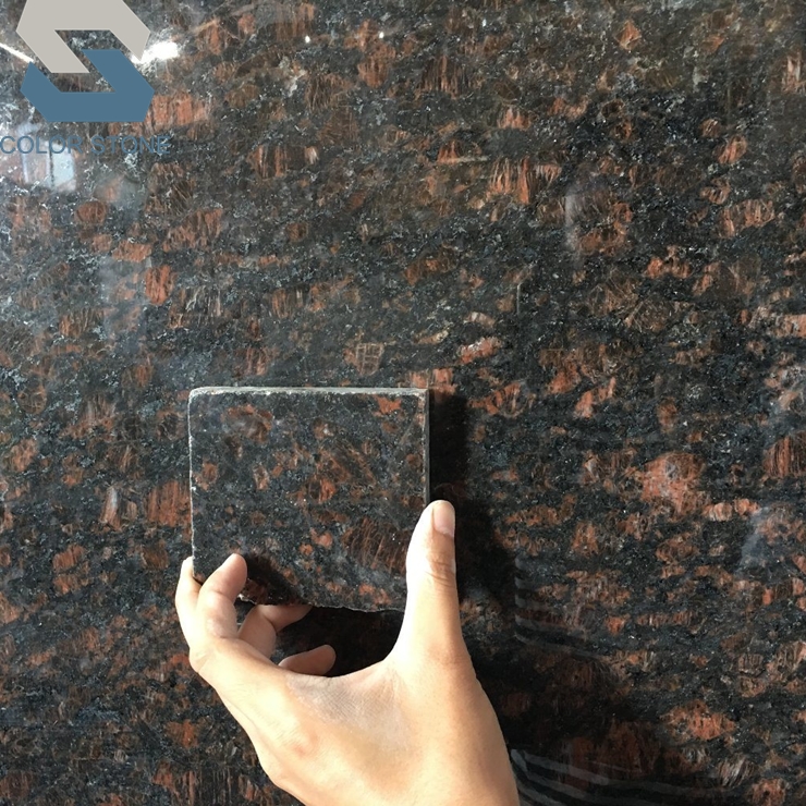 最好的质量廉价抛光印度棕褐色花岗岩石板价格