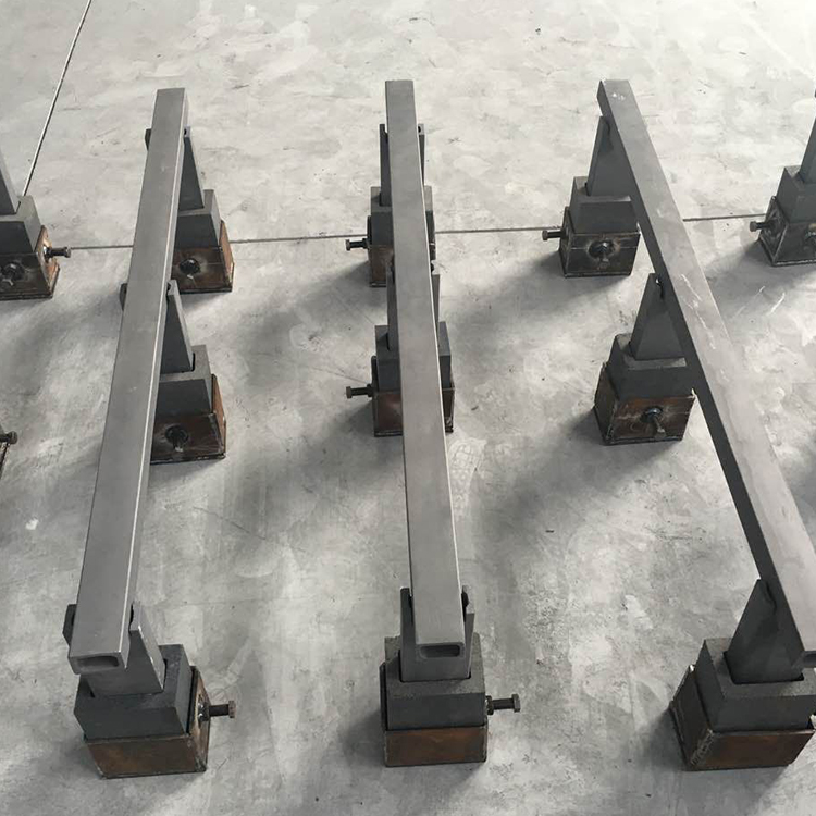Factory price silicon carbide ceramic beam SiSiC fish plates