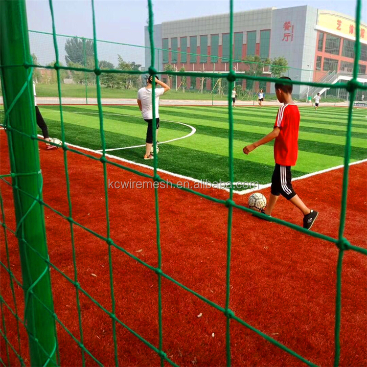 Футбольный тренажер стенка pure2improve Soccer Rebounder 84x84