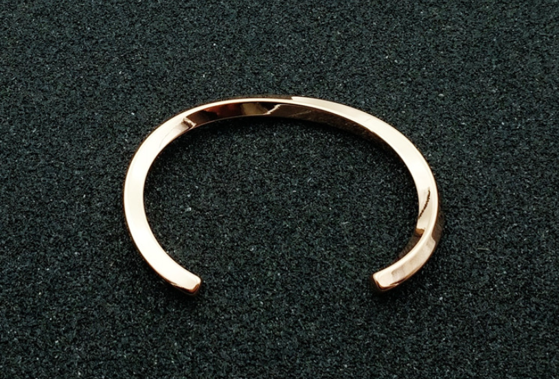 时尚饰品开口饰品手镯手镯批发情人钛钢不锈钢外贸新婚婚礼