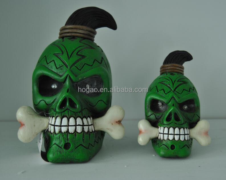 Halloween custom. Хэллоуин атмосфера. Тыква с глазами и зубами милая игрушка. Helloween тыква джек. Австрийские праздники связанные с урожаем.