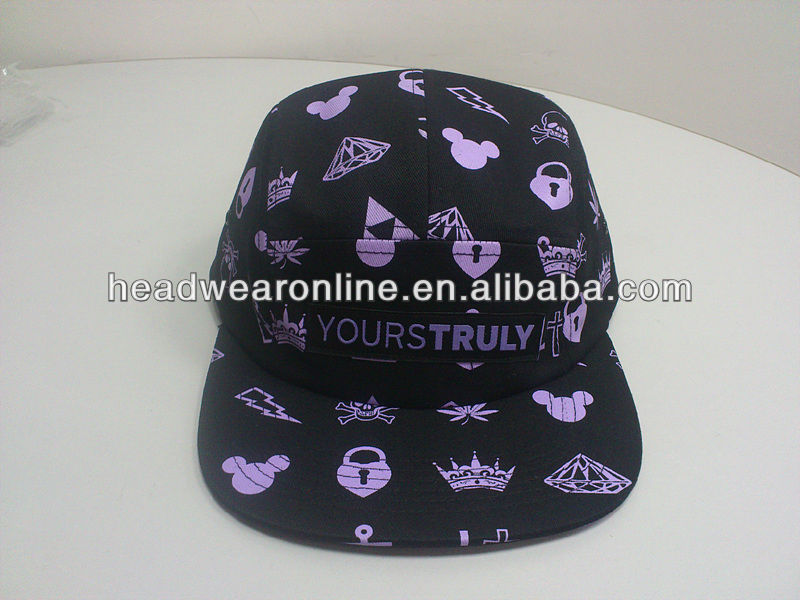 Hot sale 5 panels floral print embroidered snapback cap welldesigned and can be customized