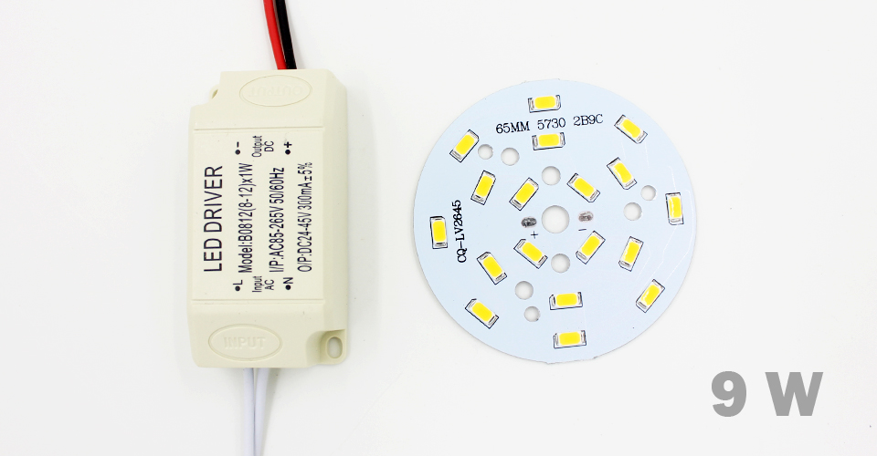 3W 5W 7W 9W 12W 15W 18W 24W SMD5730 puce à diode électroluminescente + coque en plastique LED alimentation du pilote pour plafonnier LED