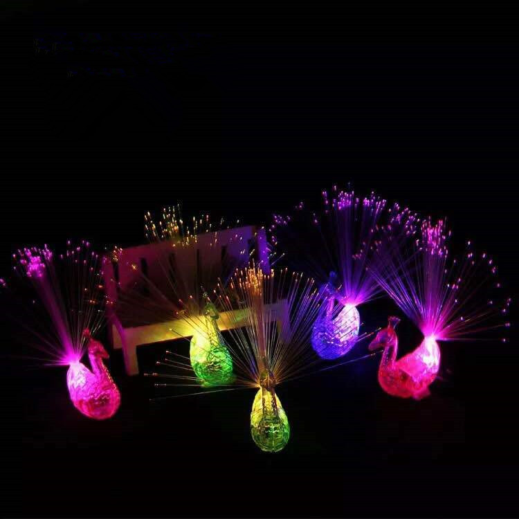 Оптовая продажа, светящаяся лампа на палец павлина, светящаяся лампа из оптического волокна с открытым экраном павлина, Детские светящиеся игрушки