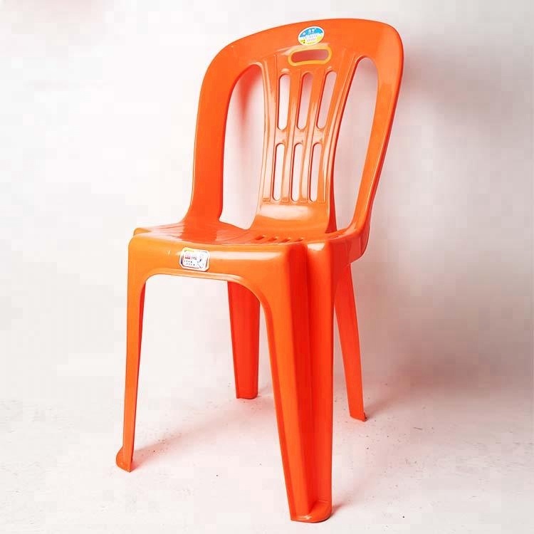 Пластиковый обеденный стул для взрослых