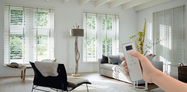 Wholesale PVC faxu wooden electric blinds