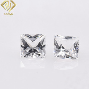 Excelente calidad de corte radiante 4x4 mm Blanco zafiro Lab corindón