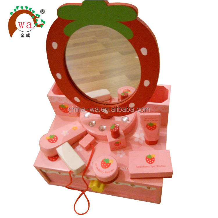 Разыгрывает спектакли деревянная игрушка красоты комод комплект