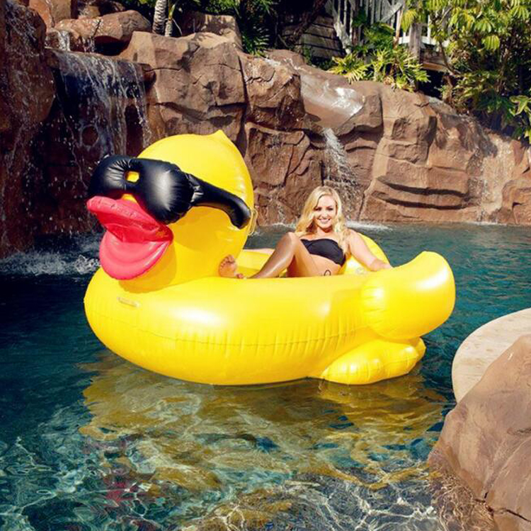 Toys glamour raw pool