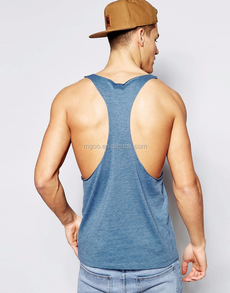高品质的健美背心与极端赛车背部和原始边缘在蓝色男士