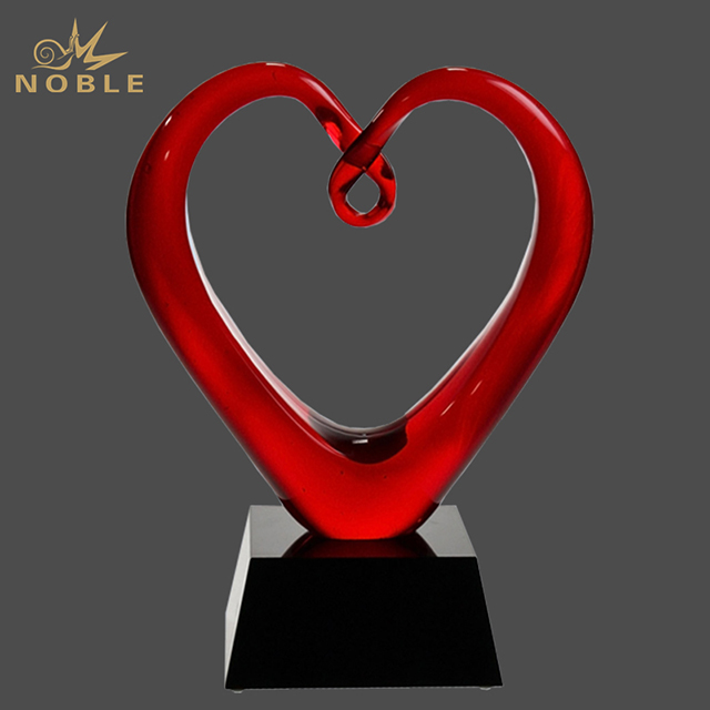 2021 благородное Хрустальное драгоценное стекло в форме сердца ручной работы