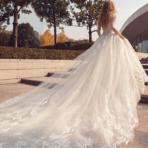long trail wedding gown