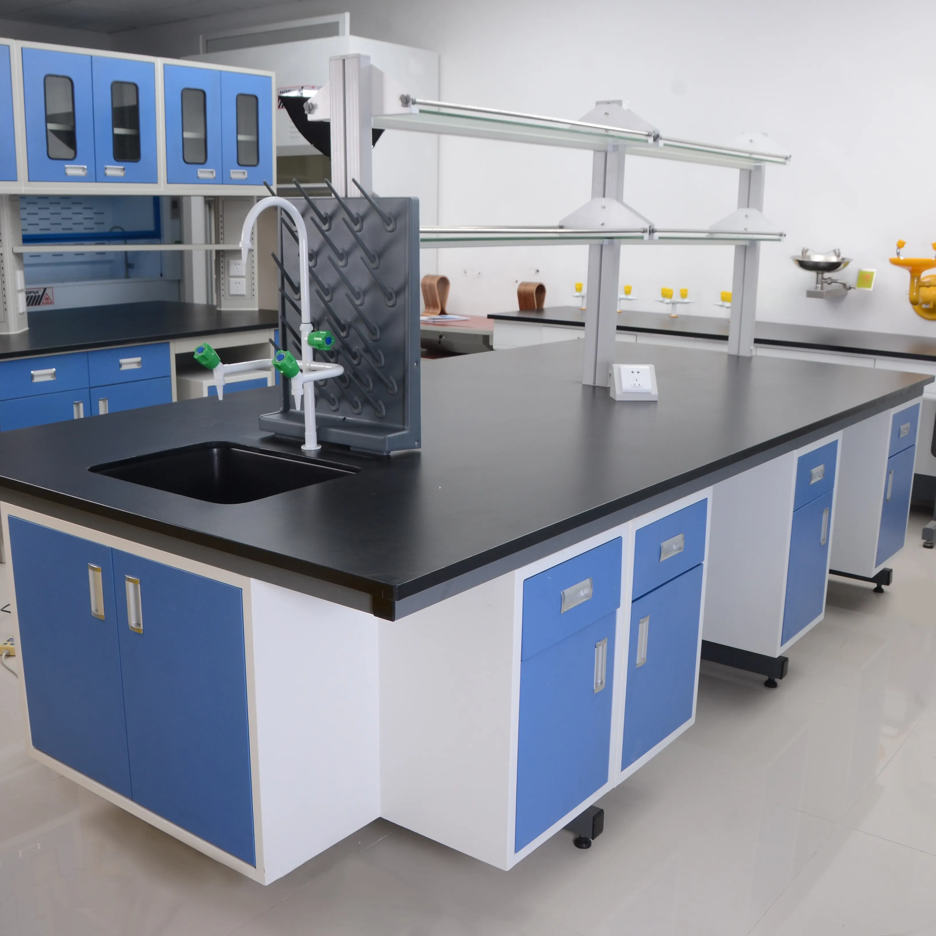 Организация химической лаборатории. Лабораторная мебель Лабмебель. Лабораторная мебель ЛОИП. Лабораторная мебель для химической лаборатории PLM-227. Waldner лабораторная мебель.