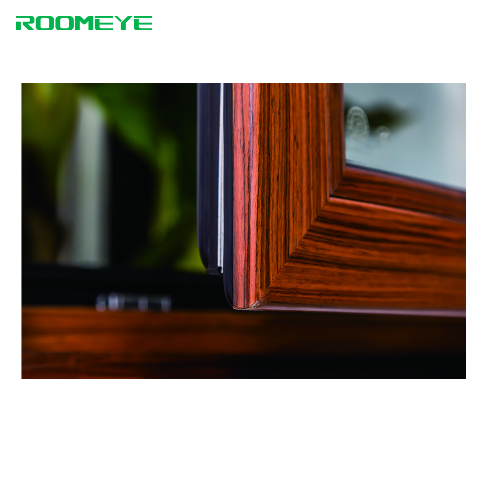 Janela de madeira com revestimento de alumínio ROOMEYE