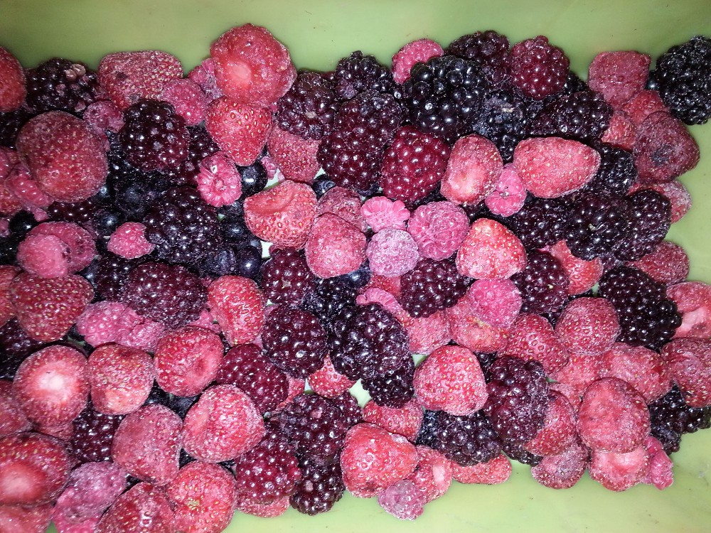 iqf冷冻混合浆果草莓黑莓蓝莓覆盆子 - buy mixed berries,frozen