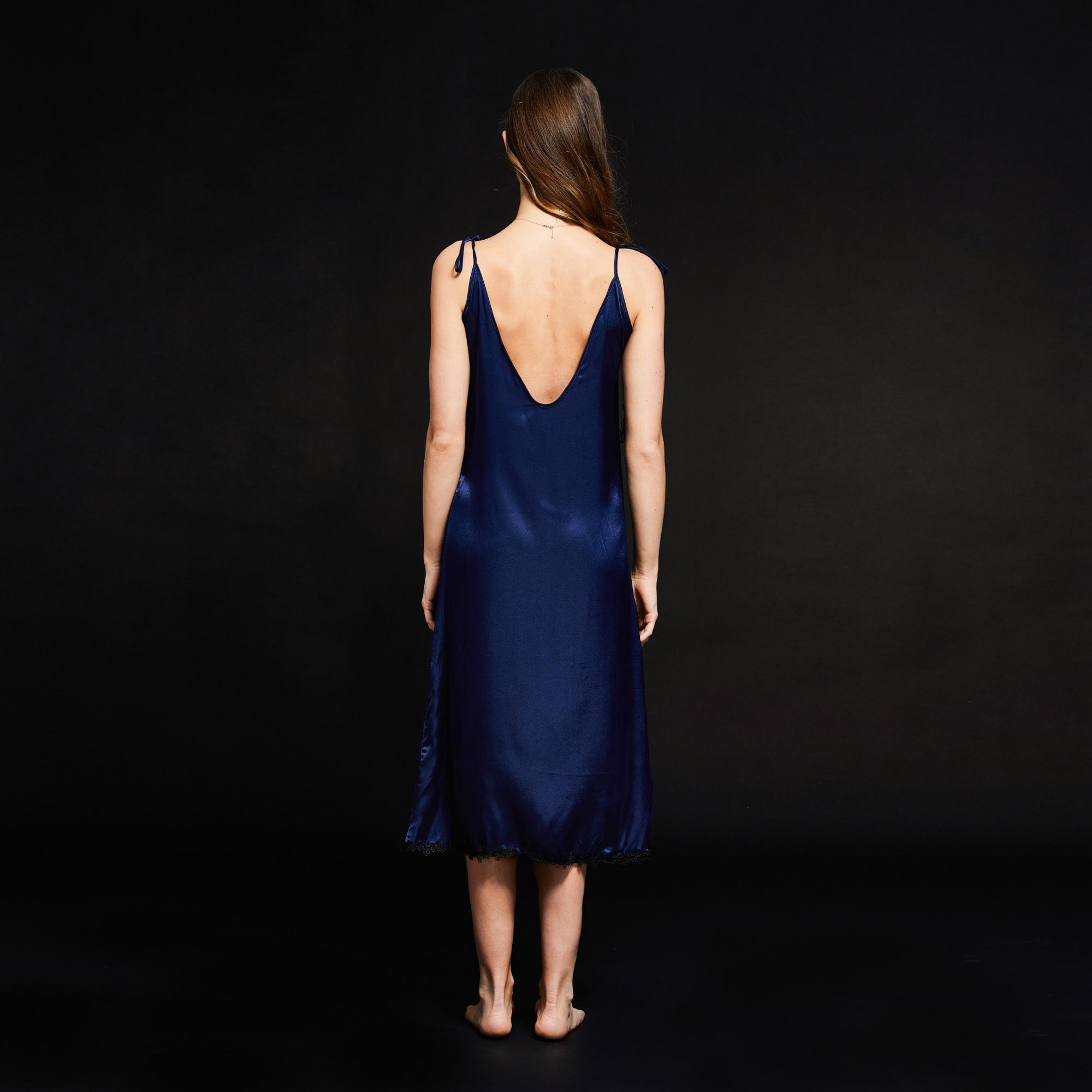 定制最新设计纯色光滑真丝女式晚礼服性感成熟长款透明睡裙晚礼服套装