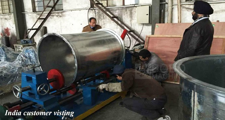 BOBO Machine blower crust vertical fan round flange roll forming shown in a detail photo for this news article