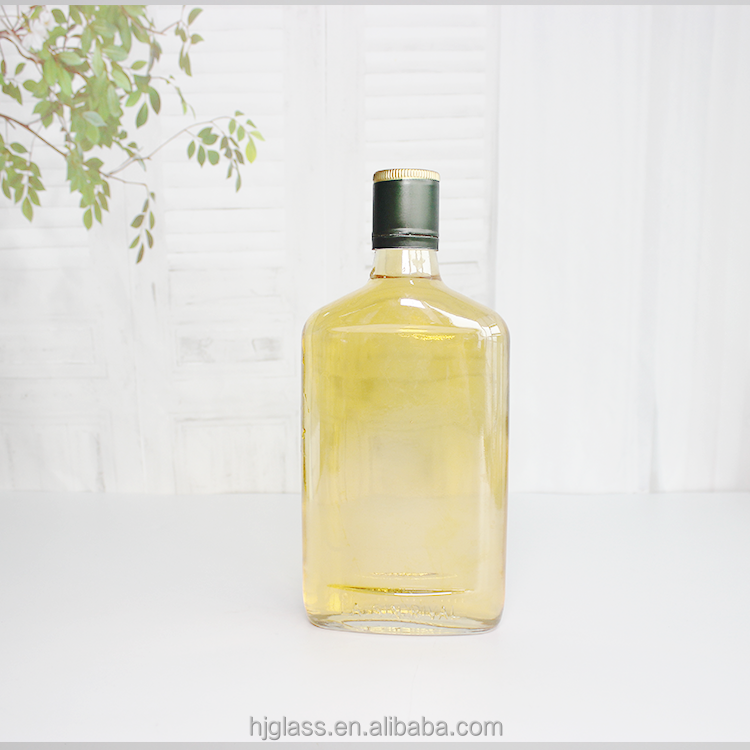 Оптовая продажа колба прозрачная бутылка для ликера 250 мл плоская бутылка для виски стекло с винтовой крышкой, стеклянная бутылка для виски