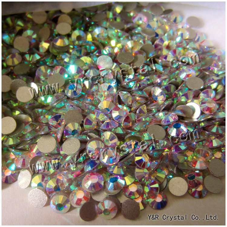 Pack Of 100 Aquamarine Crystal Bead 10mm Center Hole Small Ball Prism Suncatcher