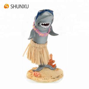 muñequita hawaiana para carro