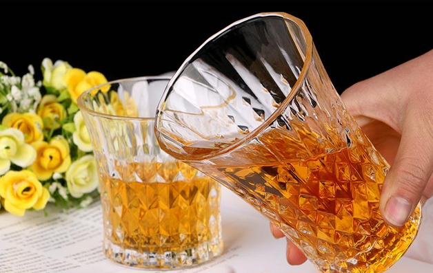 Wide mouth 260ml/360ml emboss whisky glass tumbler,Diamond whisky glass.