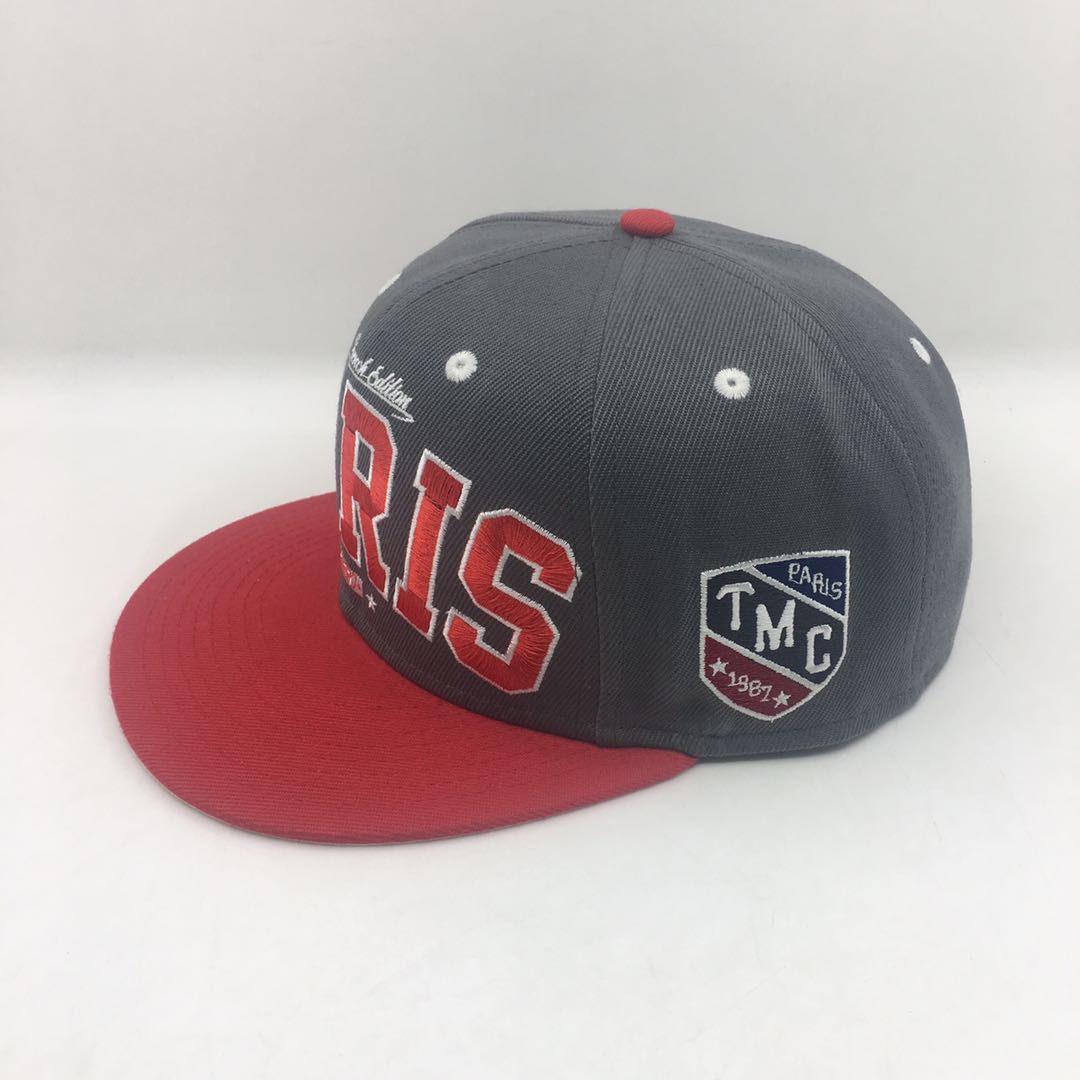 wholesale 6 panel custom embroidery hip hop snapback hats with your own logo