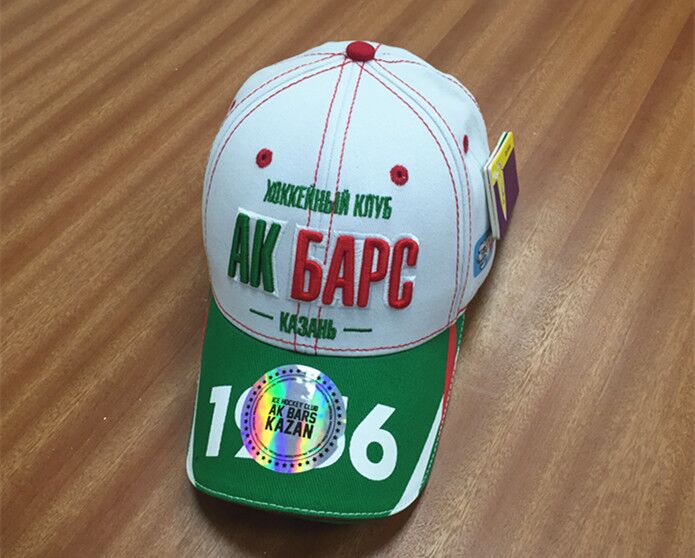 Multi-panel hat panel styleHigh Quality Metal Logo Cotton Uniform Baseball Cap Hat With Metal Buckle