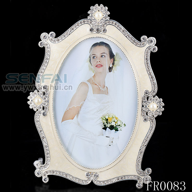 Белая жемчужная фоторамка по оптовой цене