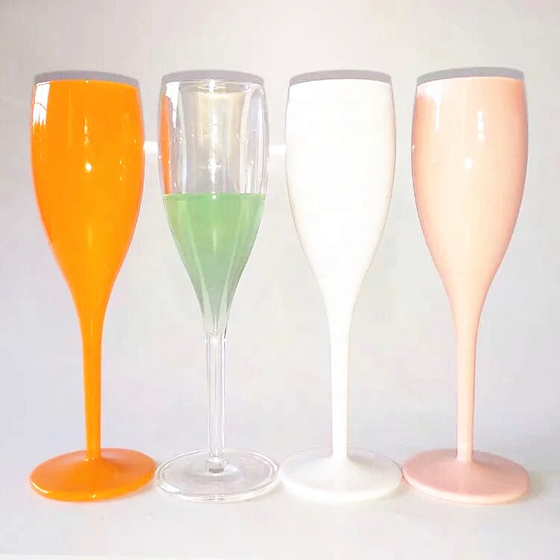 2019 Бокалы из акрила цвета шампанского