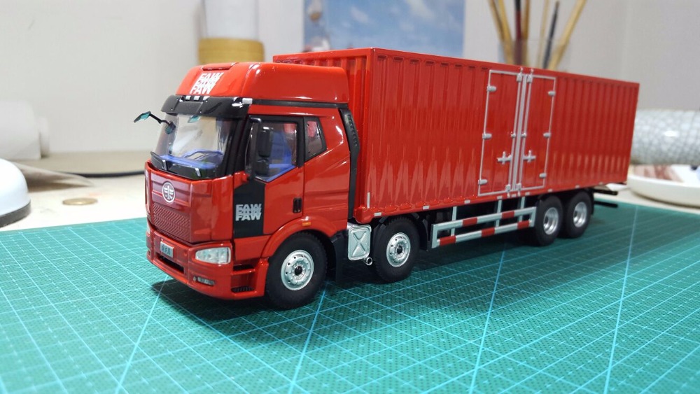 Sisu грузовик 1/87. камаз доработки 1/43. Hyundai грузовик модель 1:43. грузовики масштаб. Freightliner fla 9664 тягач.