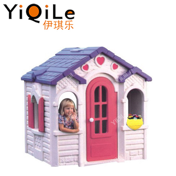 outside toy house