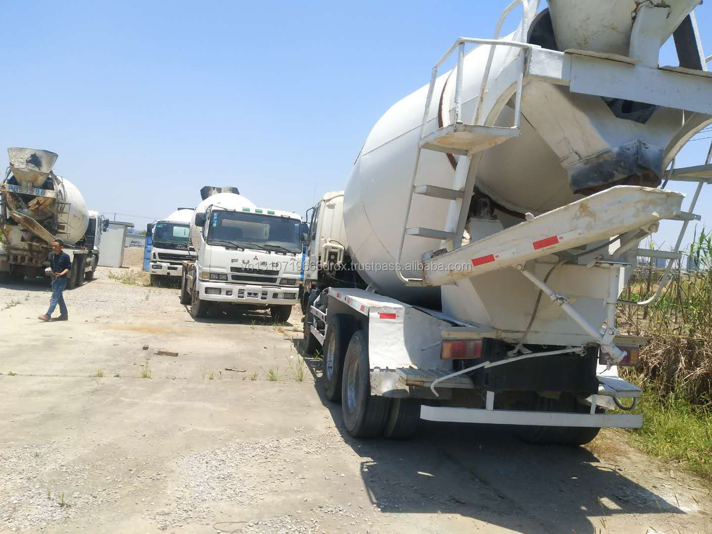 Isuzu Diesel Concrete Mixer Machines ISUZU Cement Mixer Machines In China