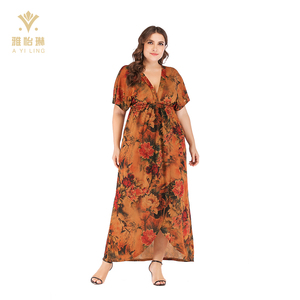 cleavage dresses plus size