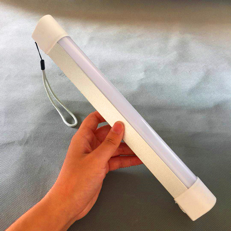 Оптовая продажа алюминиевый 35 LED аккумуляторная лампа для кемпинга power bank палочки USB оснащен светодиодным фонариком для семейного отдыха туда и обратно