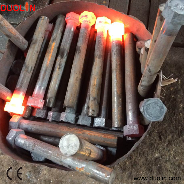 Промышленный индукционный нагреватель для болтов