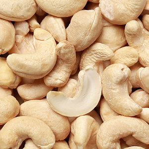 international cashew nut prices
